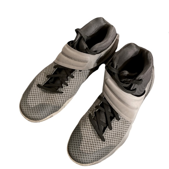Nike Kyrie 2 Other - Nike Kyrie 2  Basketball 🏀 Shoes